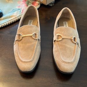 Steve Madden Women’s Carrine Bit Loafer size 7.5 beige suade